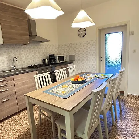 아파트 Discovering Pulicchio 아베토네