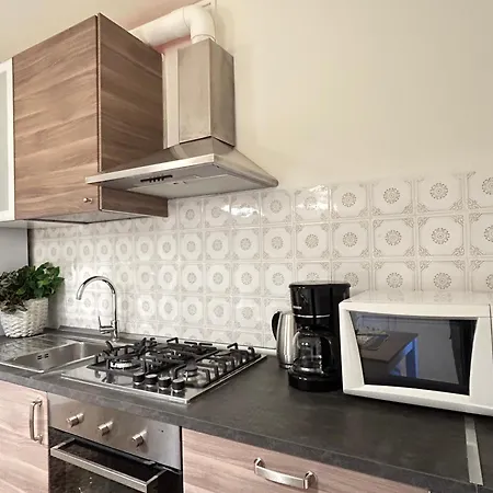 Discovering Pulicchio 아파트 아베토네